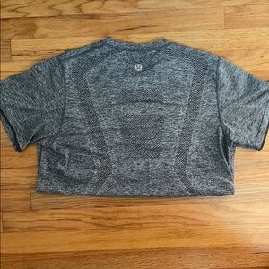 Lululemon Metal Tech short sleeve shirt